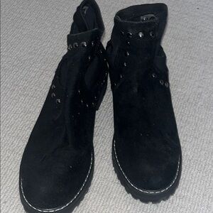 🥾WOMENS BOOTS NWOT SIZE 9 by Seven7 Black Studded Women's Ankle Boots
